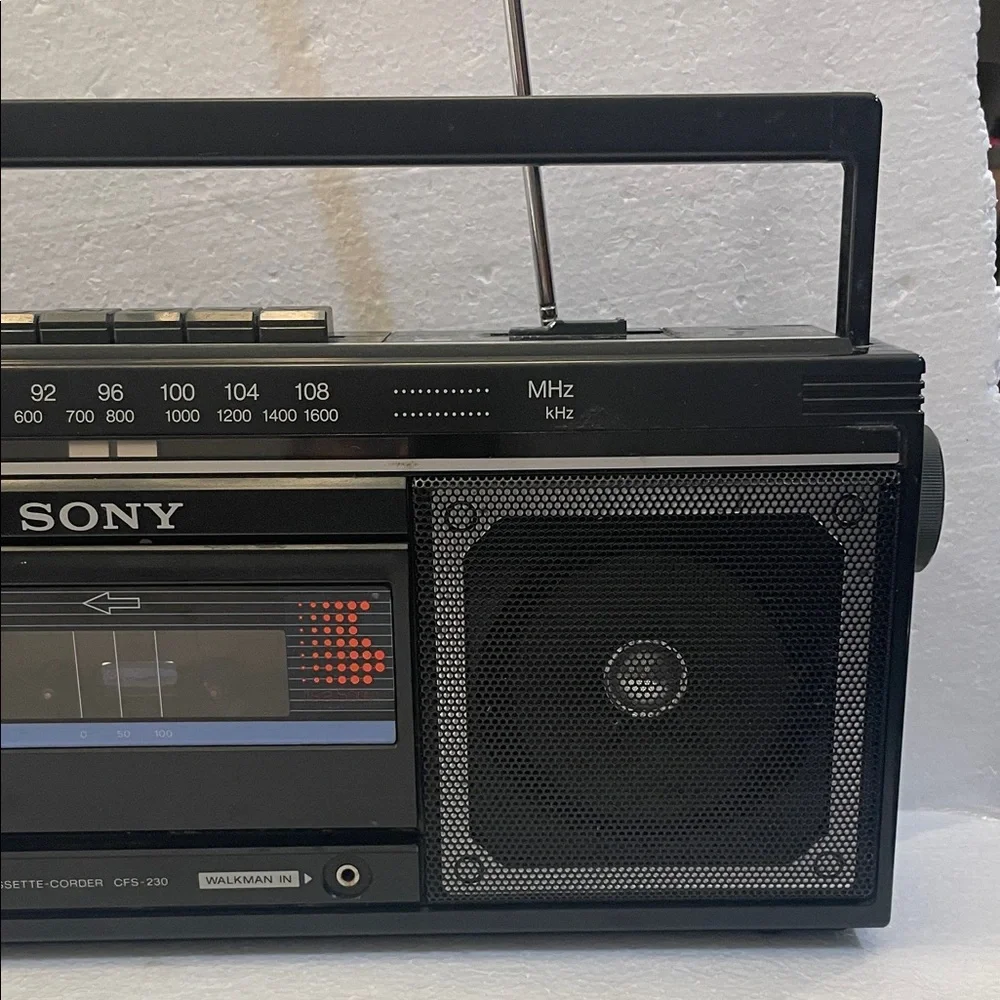Vintage 80s Sony CFS–230 Portable Boombox Dual Speakers Cassette Deck working
